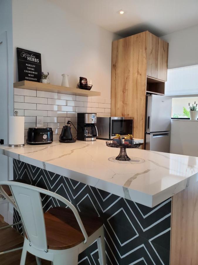 מיאמי Casa Cuba In Little Havana, Brickell, Calle 8 And 10 Minutes To The Beach Free Parking מראה חיצוני תמונה