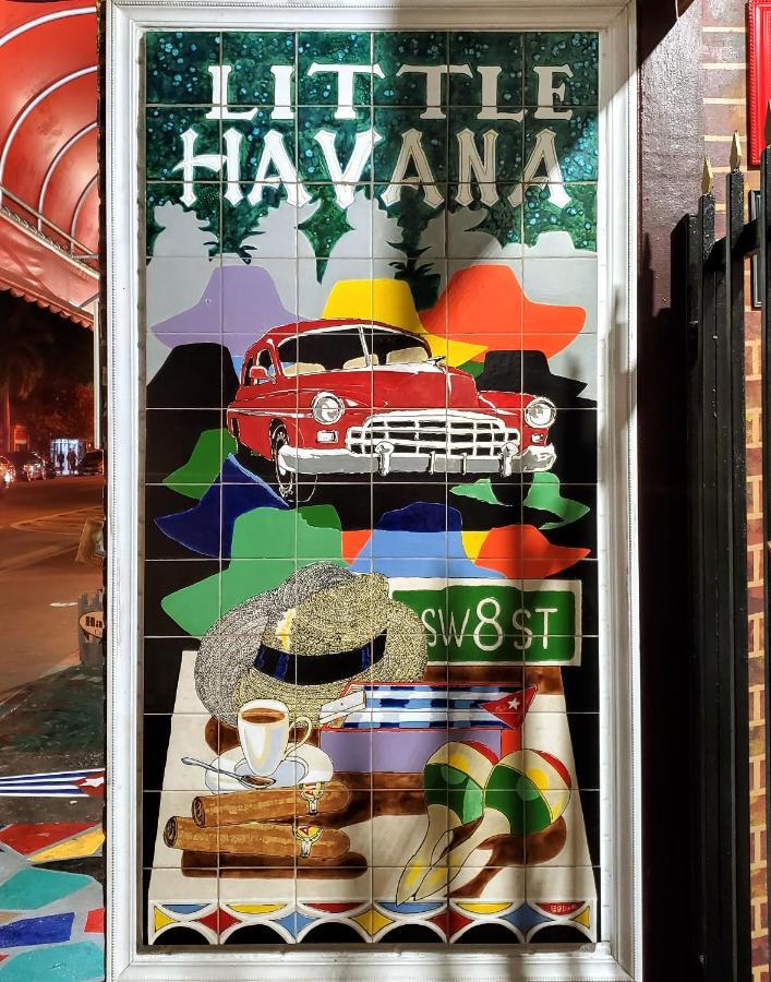 מיאמי Casa Cuba In Little Havana, Brickell, Calle 8 And 10 Minutes To The Beach Free Parking מראה חיצוני תמונה